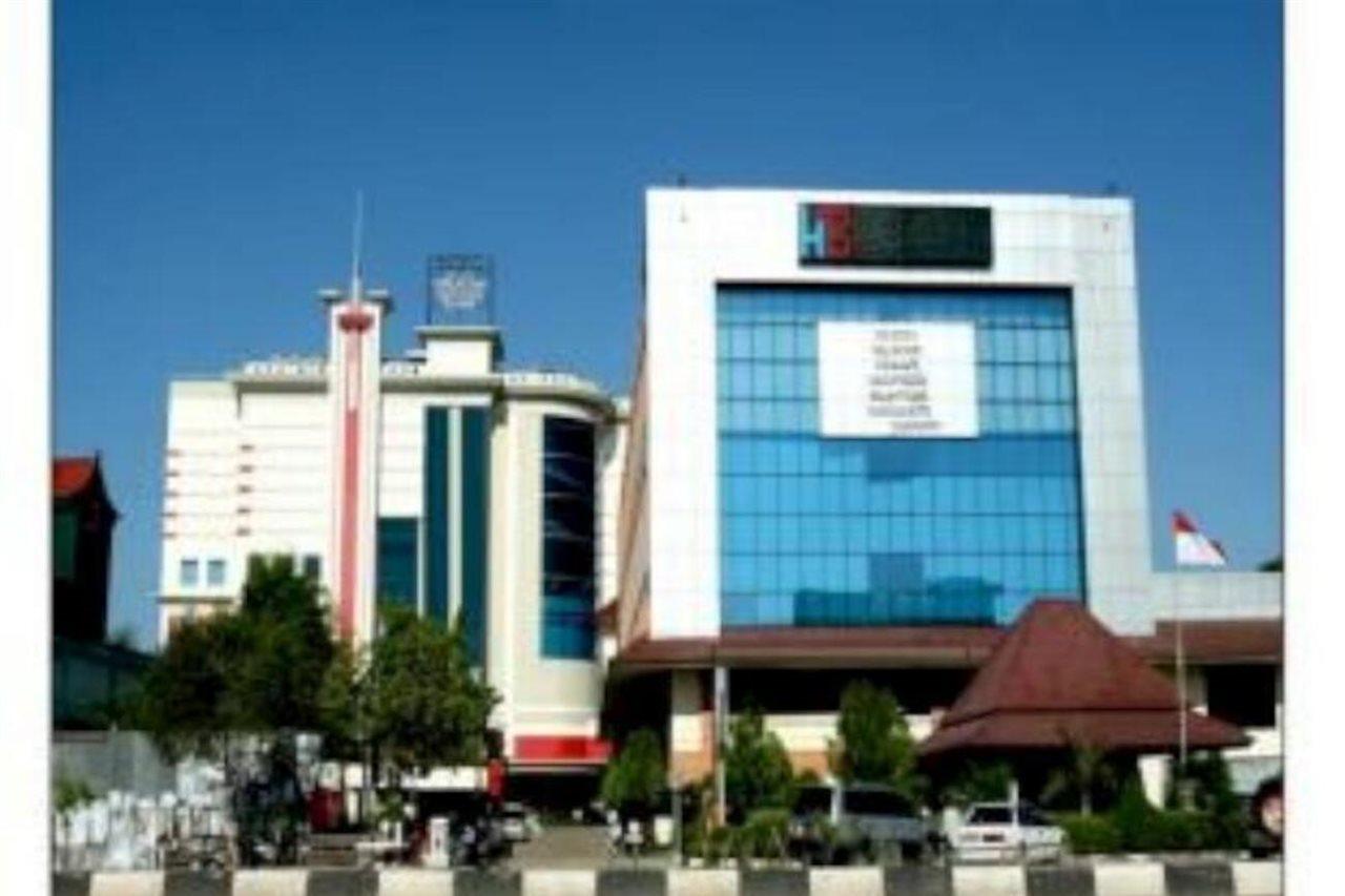 Banjarmasin Internasional Hotel Luaran gambar